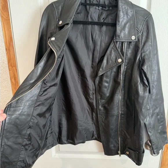 Zara Black Leather moto Jacket with Silver Accents - Picture 4 of 7